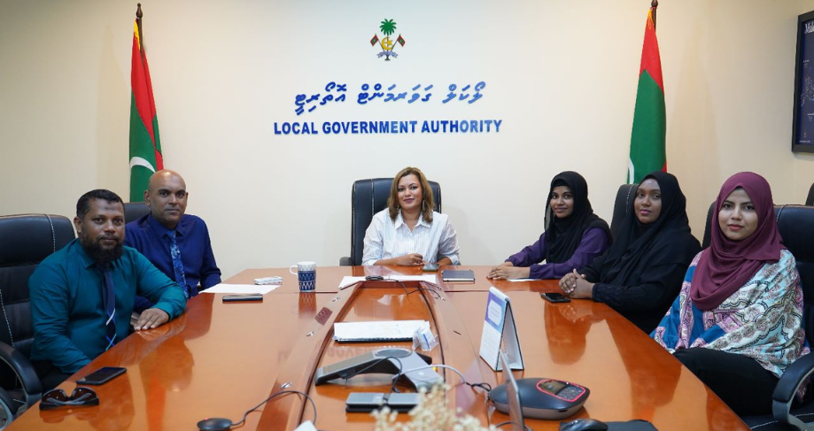 2023 ވަނަ އަހަރަށް އައު ކައުންސިލް އިދާރާ އެޅުމަށް ހަމަޖެހިފައިވާ ރަށްރަށާއެކު އެމް.އޯ.ޔޫގައި ސޮއިކޮށްފި