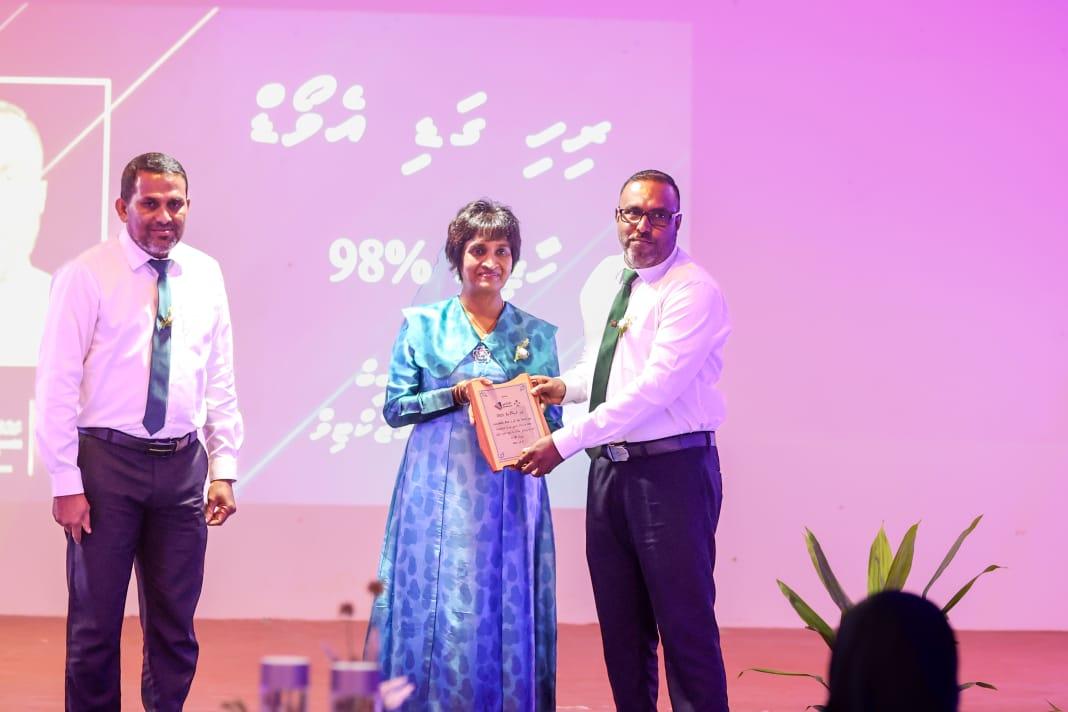 ހައްދުންމަތި އަތޮޅު ކައުންސިލްގެ 2024 ގެ އަހަރީ ޙަފްލާގައި އެލްޖީއޭގެ ސީއީއޯ ޝަރަފުވެރިކޮށްދެއްވައިފި